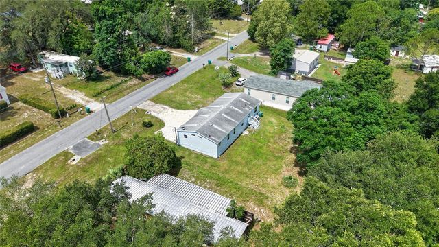225 SKYLINE DRIVE, Lady Lake, FL 32159