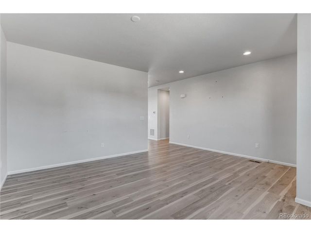 7778 S Old Hammer Way, Aurora, CO 80016