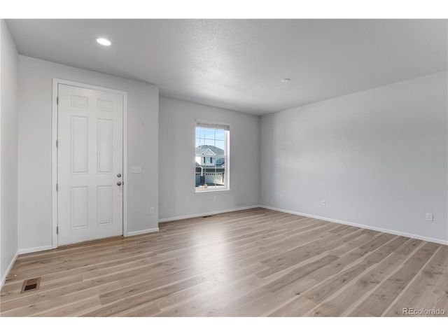 7778 S Old Hammer Way, Aurora, CO 80016