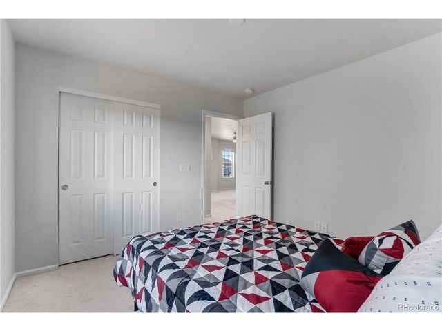 7778 S Old Hammer Way, Aurora, CO 80016