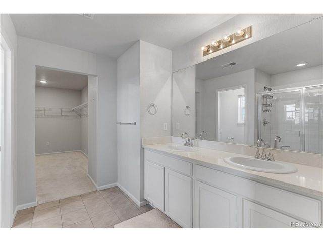 7778 S Old Hammer Way, Aurora, CO 80016