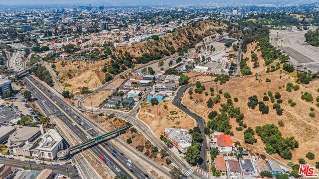 626 Lookout Drive, Los Angeles, CA 90012