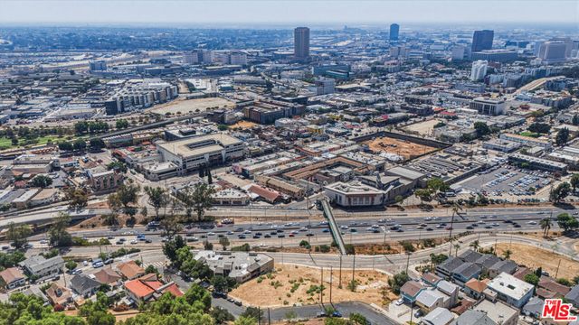 626 Lookout Drive, Los Angeles, CA 90012