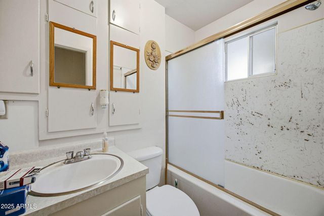 2887 CENTER Road, Overgaard, AZ 85933