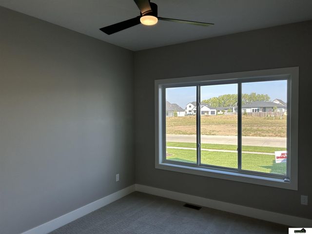 9100 Whitmer Drive, Lincoln, NE 68520