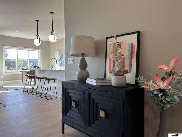 9100 Whitmer Drive, Lincoln, NE 68520