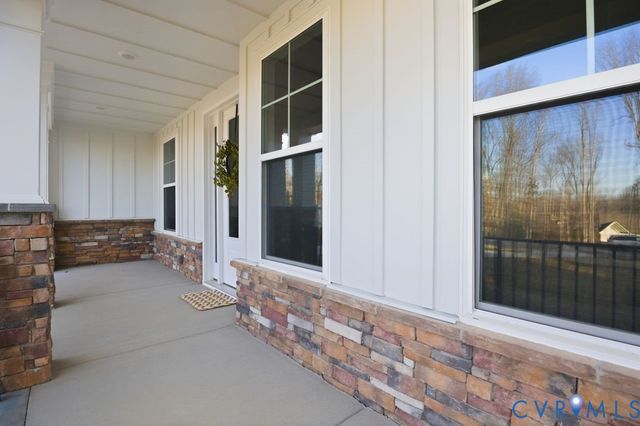 8267 Killbevan Dr, Chesterfield, VA 23838