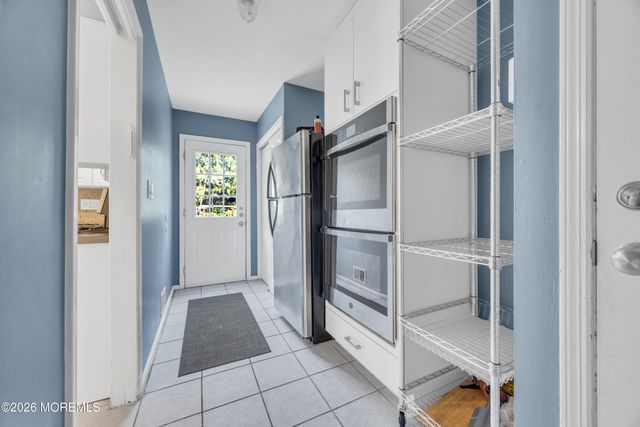 25 Surrey Lane, Ocean Twp, NJ 07712