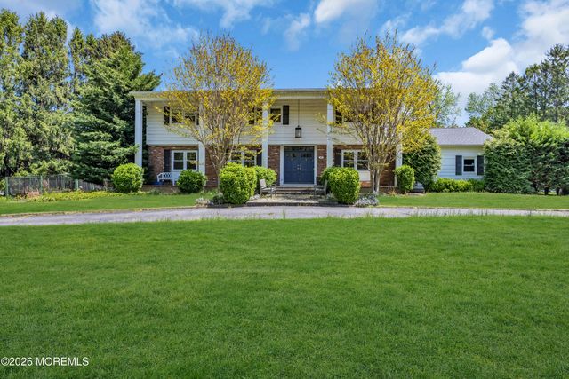 25 Surrey Lane, Ocean Twp, NJ 07712