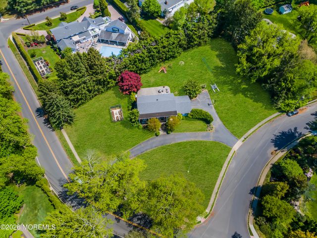 25 Surrey Lane, Ocean Twp, NJ 07712