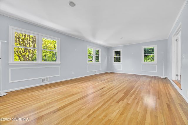 25 Surrey Lane, Ocean Twp, NJ 07712