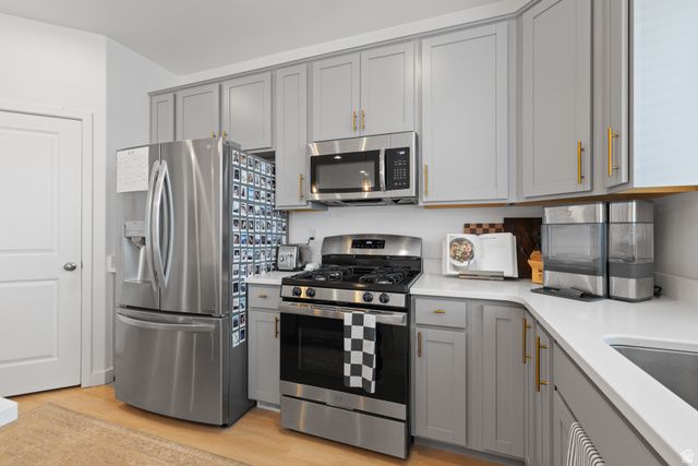 15187 S WILD HORSE WAY, Bluffdale, UT 84065