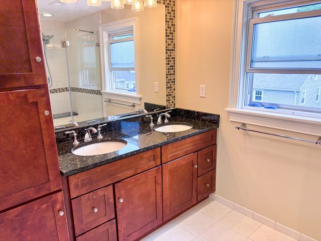 36 Oxford 36, Belmont, MA 02478