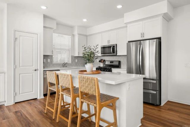 2328 Stardust, Escondido, CA 92025