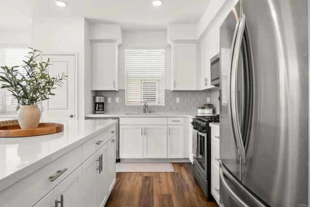 2328 Stardust, Escondido, CA 92025