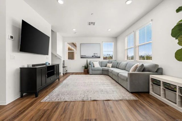 2328 Stardust, Escondido, CA 92025