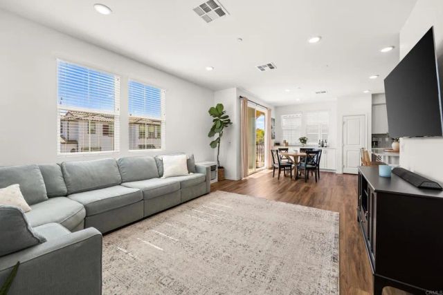 2328 Stardust, Escondido, CA 92025