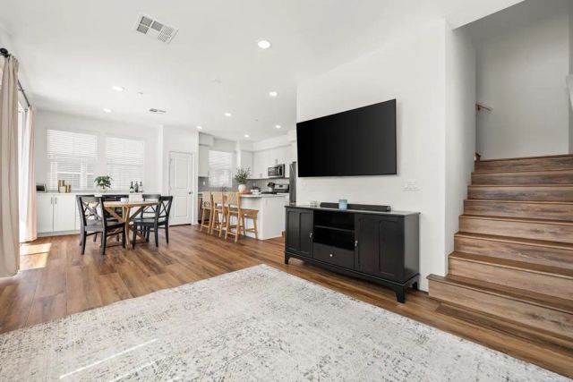 2328 Stardust, Escondido, CA 92025