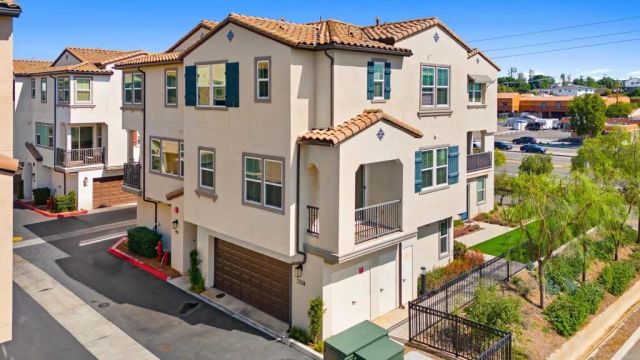 2328 Stardust, Escondido, CA 92025