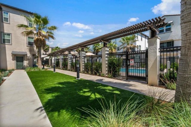 2328 Stardust, Escondido, CA 92025