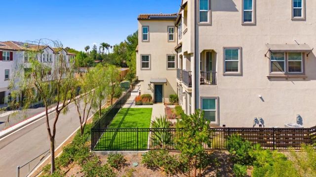 2328 Stardust, Escondido, CA 92025