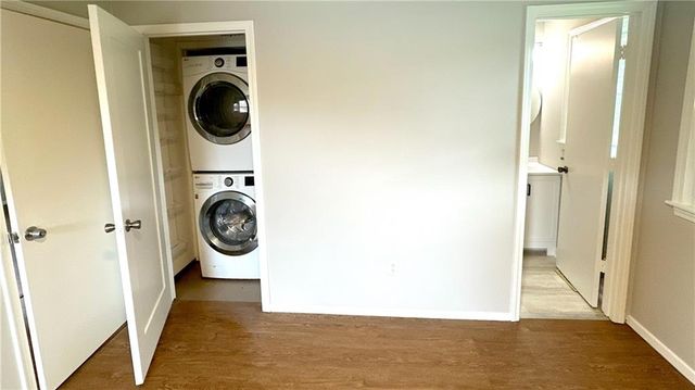 1208 SE 4th Terrace, Lee's Summit, MO 64063