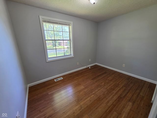 10359 Chris Drive, Indianapolis, IN 46229