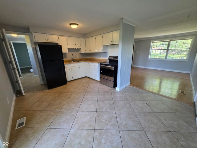 10359 Chris Drive, Indianapolis, IN 46229