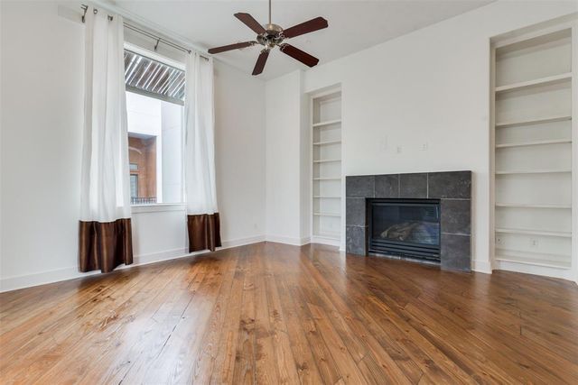 2002 Blodgett Street, Houston, TX 77004