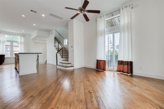 2002 Blodgett Street, Houston, TX 77004