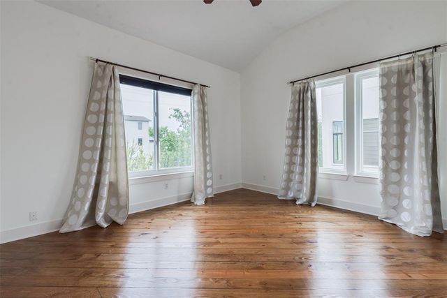 2002 Blodgett Street, Houston, TX 77004