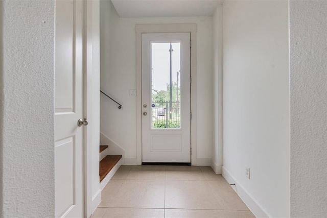 2002 Blodgett Street, Houston, TX 77004