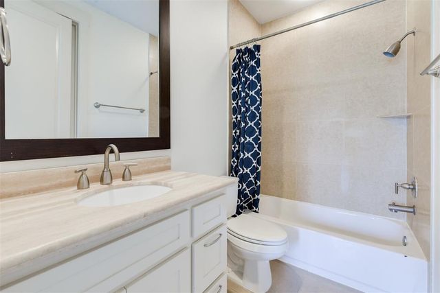 2002 Blodgett Street, Houston, TX 77004