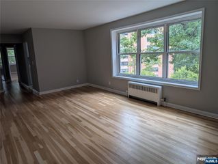 2330 Linwood Avenue 3G, Fort Lee, NJ 07024