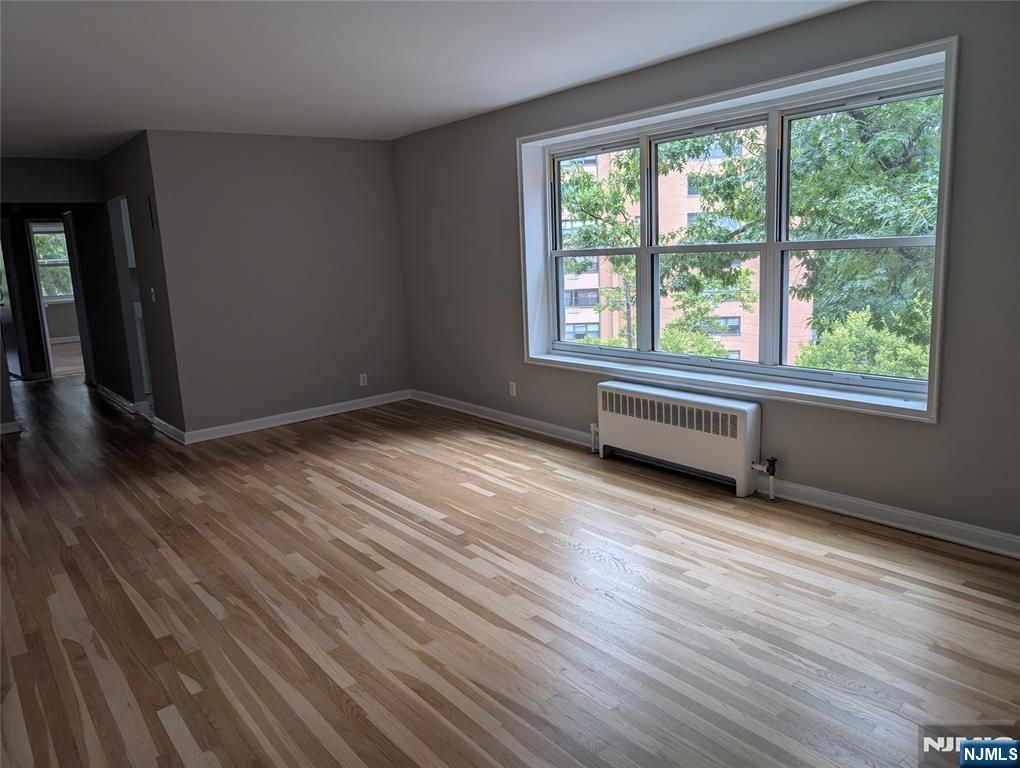2330 Linwood Avenue 3G, Fort Lee, NJ 07024