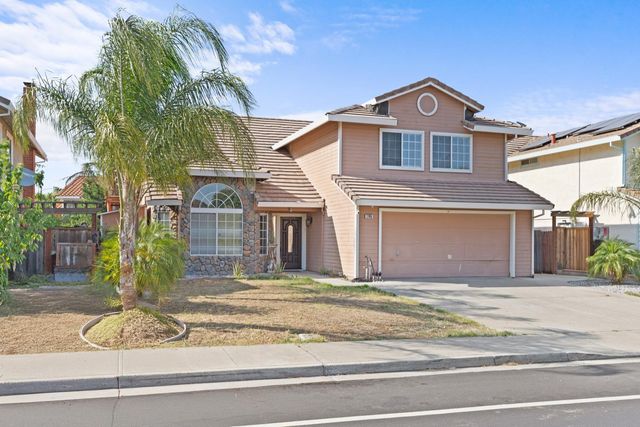 1745 Parkside Dr, Tracy, CA 95376