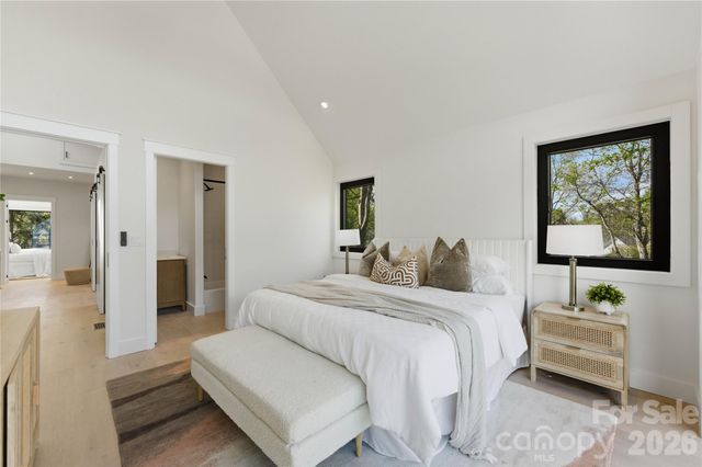 3614 Barclay Downs Drive 103, Charlotte, NC 28209