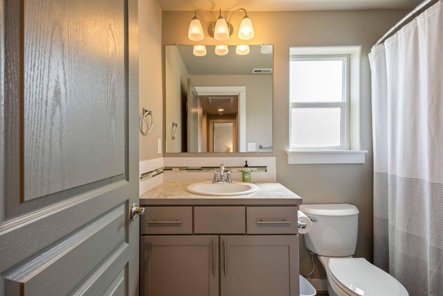 746 N Roundhouse Court, Sisters, OR 97759