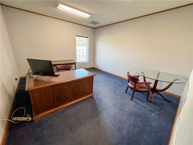 401 W Foxwood Drive, Raymore, MO 64083