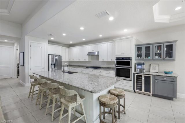 23336 Sanabria LOOP, Bonita Springs, FL 34135