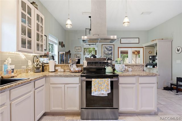 512 SE 9th Street, Ocala, FL 34471