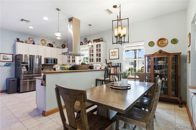 512 SE 9th Street, Ocala, FL 34471