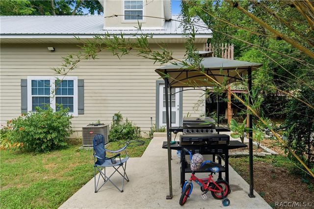 512 SE 9th Street, Ocala, FL 34471