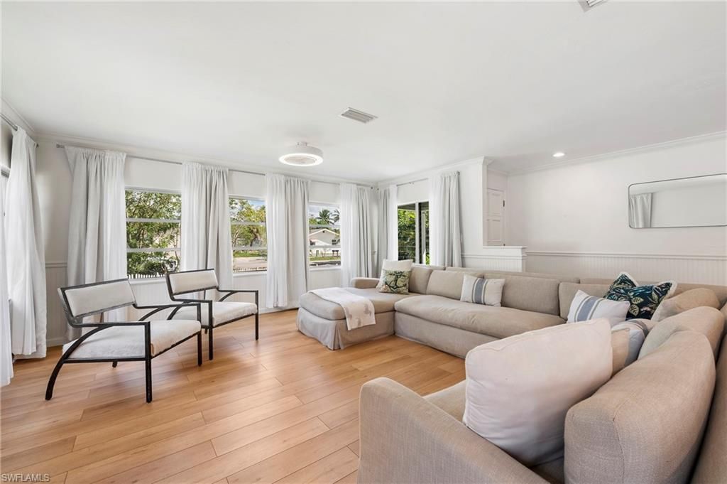 2432 Washington AVE, NAPLES, FL 34112 — photo 5
