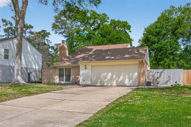 3119 Silver Falls Drive, Kingwood, TX 77339