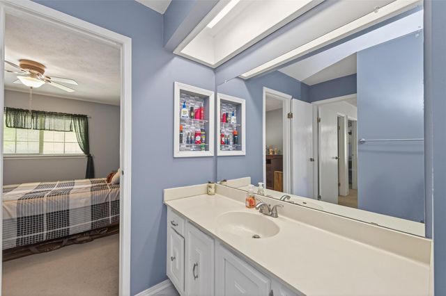 3119 Silver Falls Drive, Kingwood, TX 77339