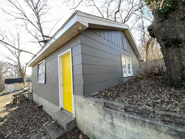 1418 6TH Avenue, Leavenworth, KS 66048