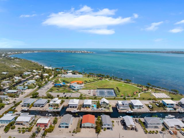 31052 Avenue H, Big Pine Key, FL 33043