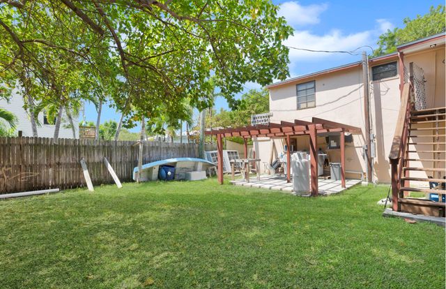 31052 Avenue H, Big Pine Key, FL 33043