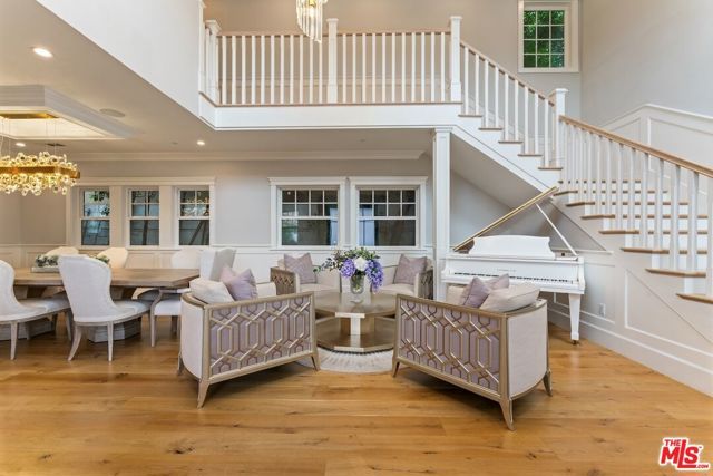 5523 Longridge Avenue, Sherman Oaks, CA 91401